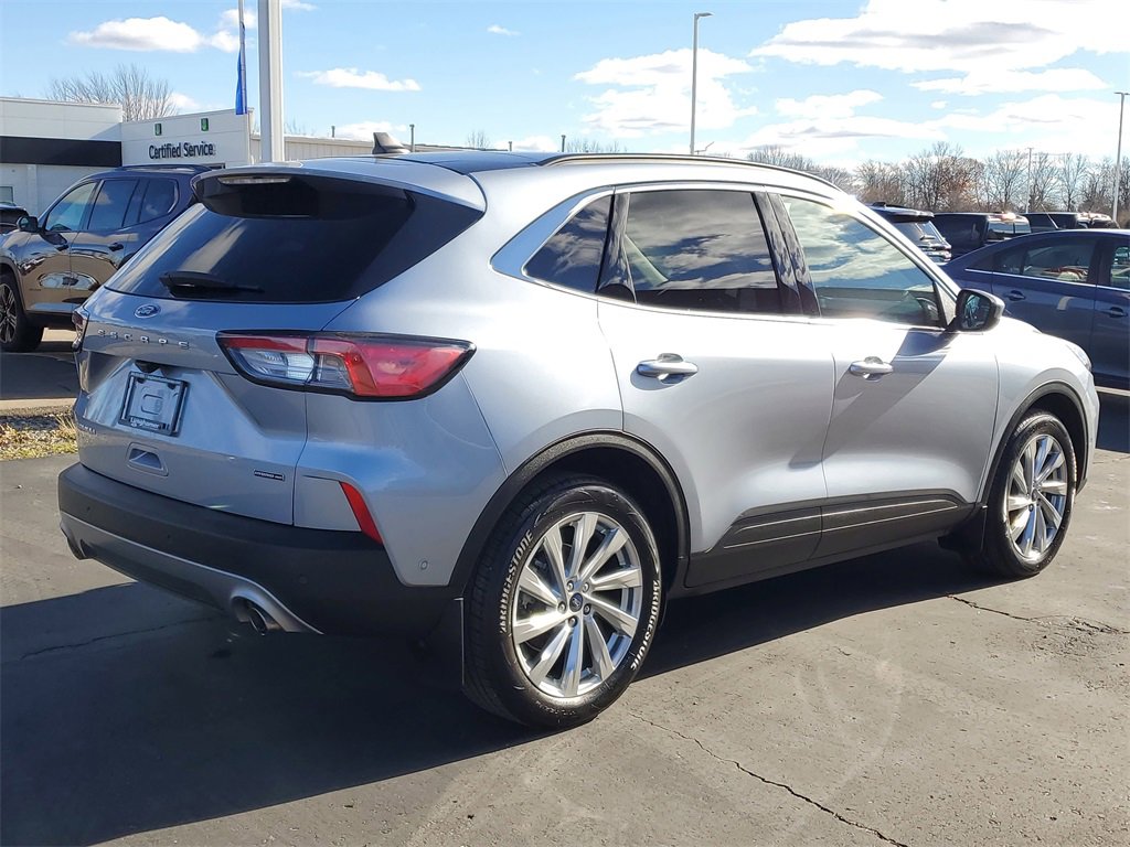 Used 2022 Ford Escape Titanium w/ Titanium Elite Package image 5