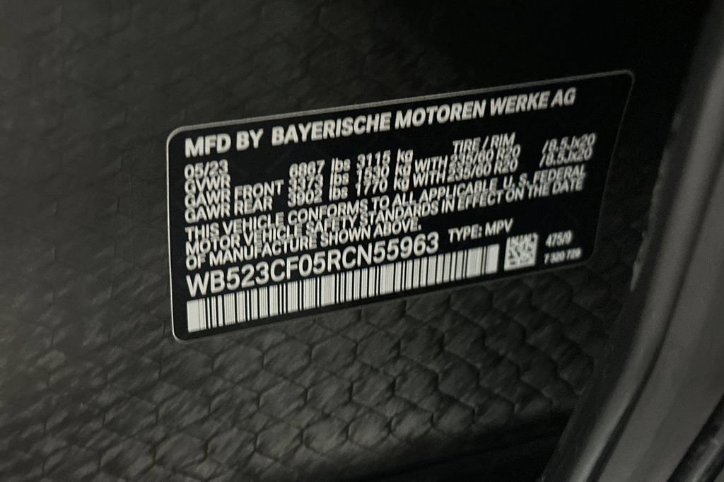 Used 2024 BMW iX xDrive50 AWD/4WD image 38