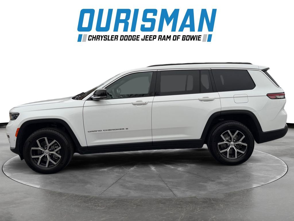 Used 2024 Jeep Grand Cherokee L Limited w/ Luxury Tech Group II image 3