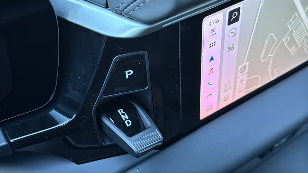 New 2026 Porsche Macan 4 Electric image 14