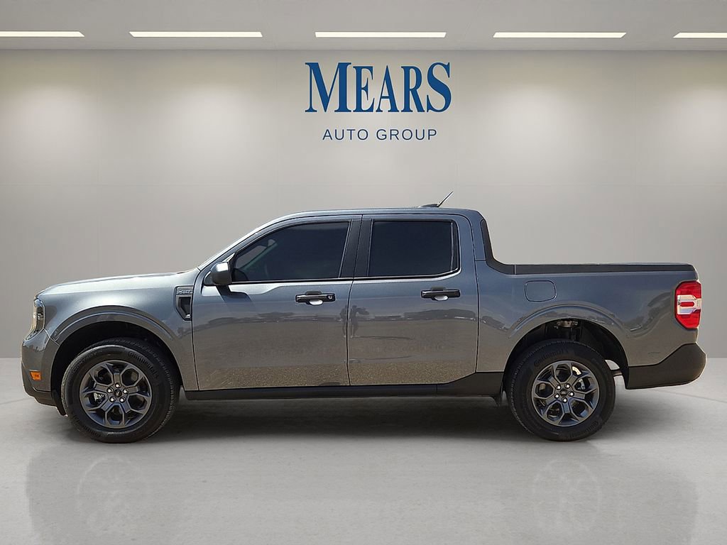 Used 2025 Ford Maverick XLT w/ Equipment Group 302A image 2