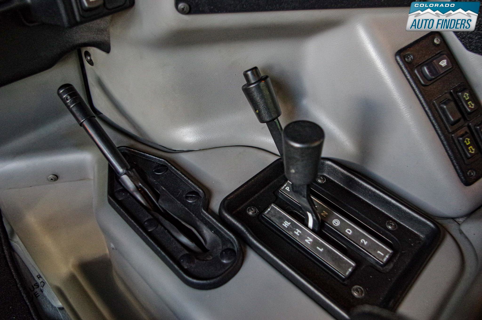 Used 2000 HUMMER H1 4-Door Hard Top image 15