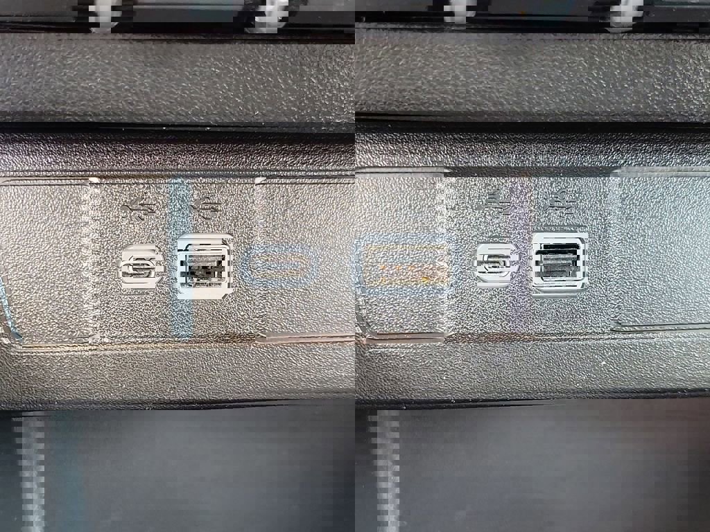 Used 2024 Chevrolet Colorado Z71 w/ Z71 Convenience Package 2 image 31