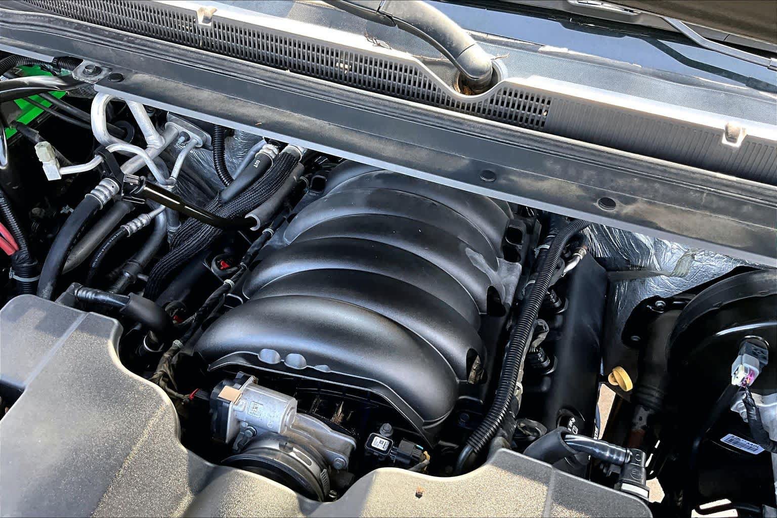 Used 2018 Chevrolet Tahoe Premier RWD image 33
