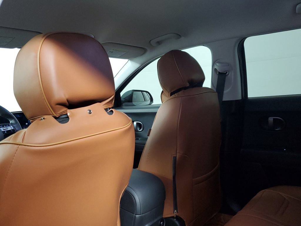 Used 2025 Hyundai Ioniq 5 SE RWD image 12