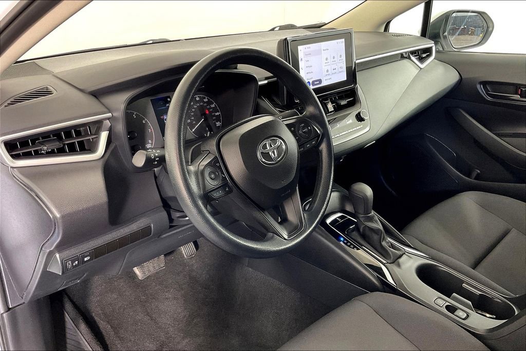 Used 2024 Toyota Corolla LE image 17