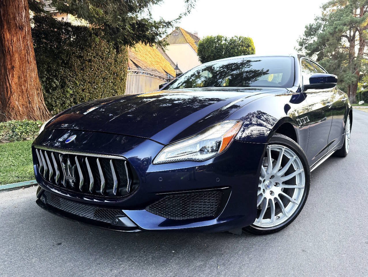 Used 2018 Maserati Quattroporte S GranSport RWD image 2