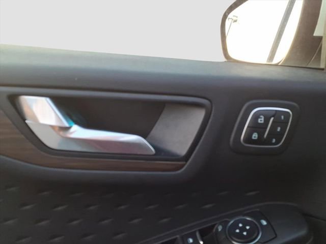 Used 2020 Ford Escape Titanium image 25