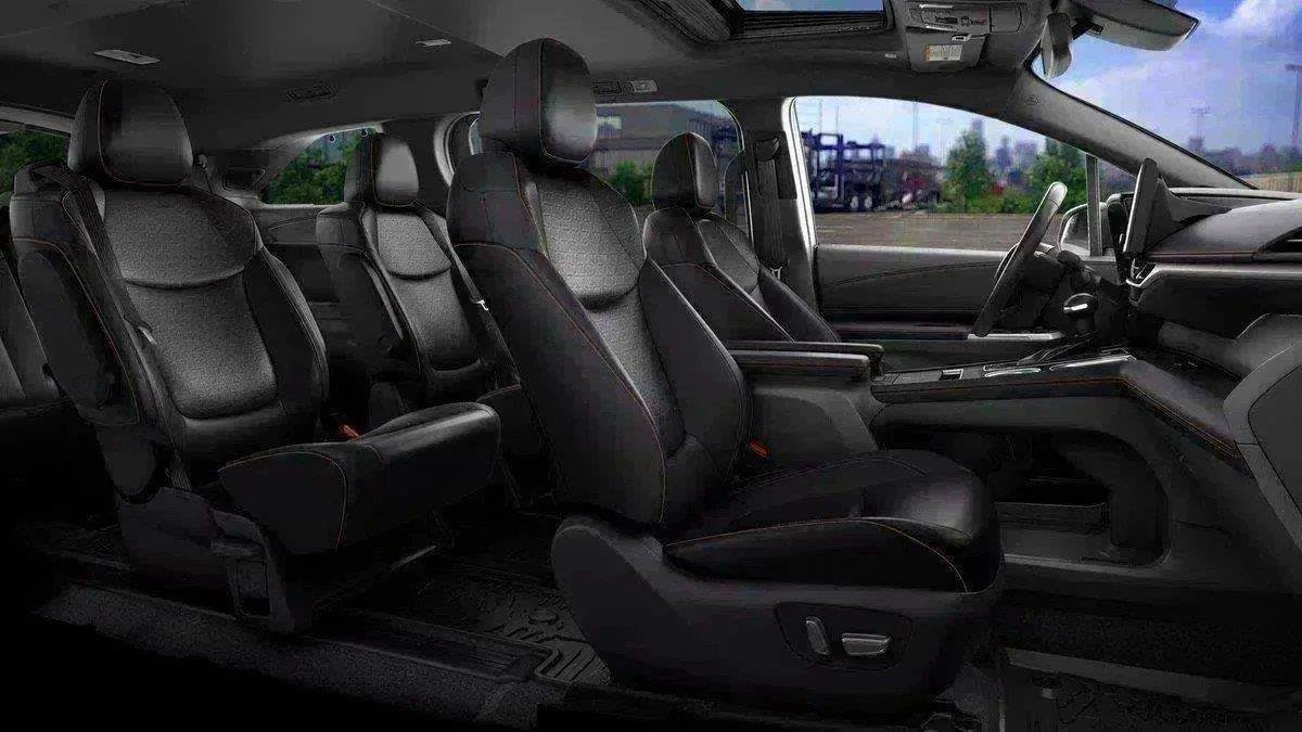 New 2026 Toyota Sienna XLE Woodland Edition AWD/4WD image 20