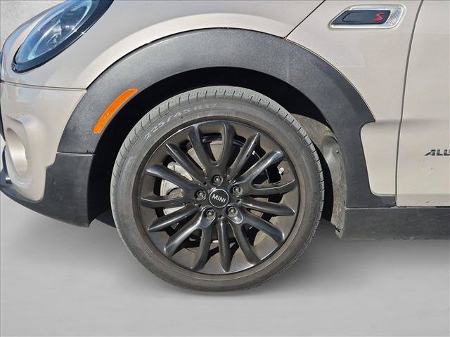Used 2022 MINI Cooper Clubman S w/ Premium Package AWD/4WD image 18