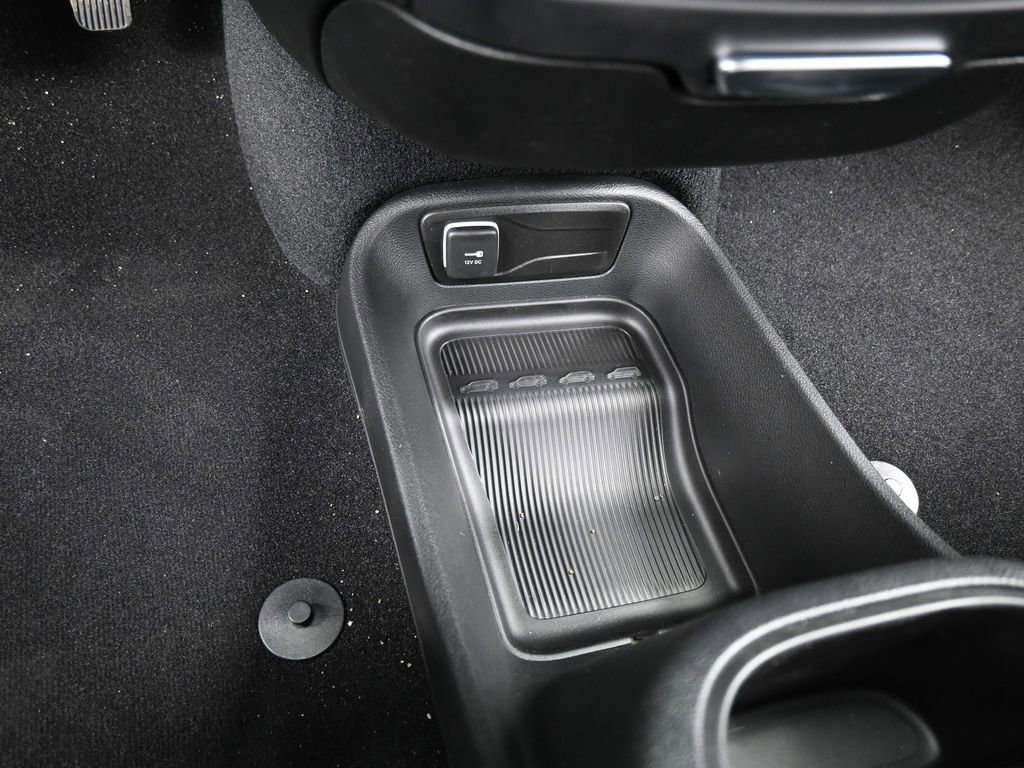 New 2026 Chrysler Pacifica Select FWD image 22