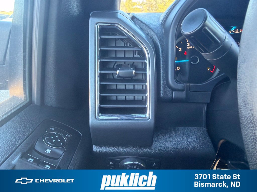 Used 2017 Ford F150 XLT w/ Equipment Group 302A Luxury AWD/4WD image 12