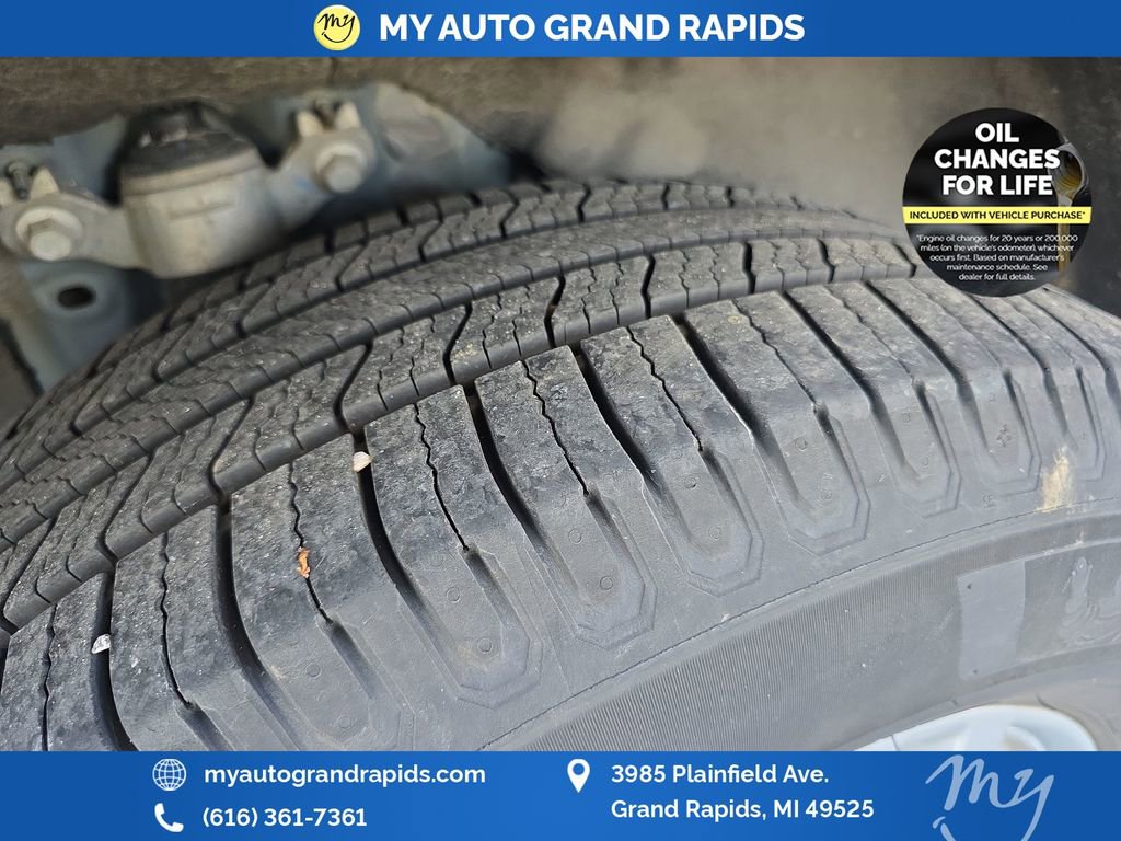 Used 2020 Ford Explorer XLT w/ Comfort Package image 33