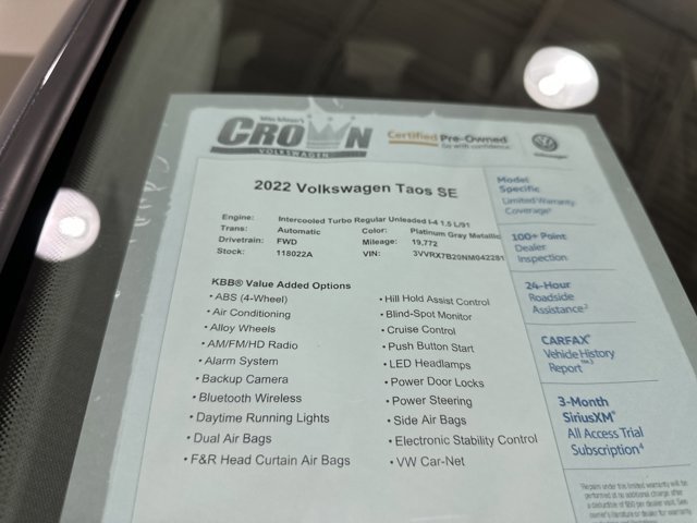Certified 2022 Volkswagen Taos SE image 40