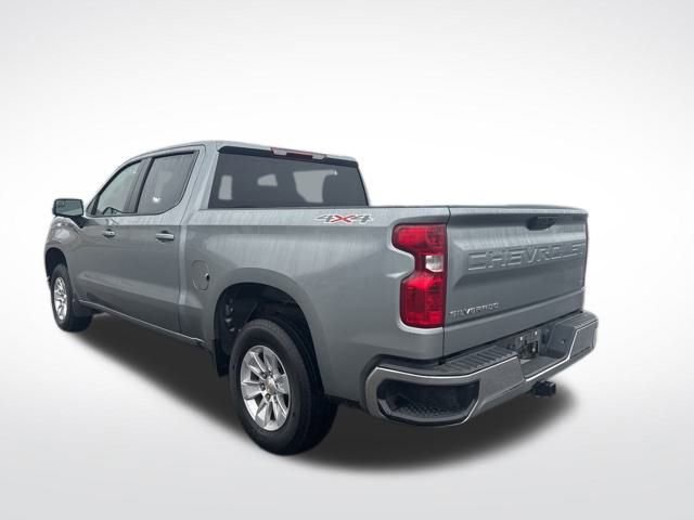 Used 2025 Chevrolet Silverado 1500 LT image 3
