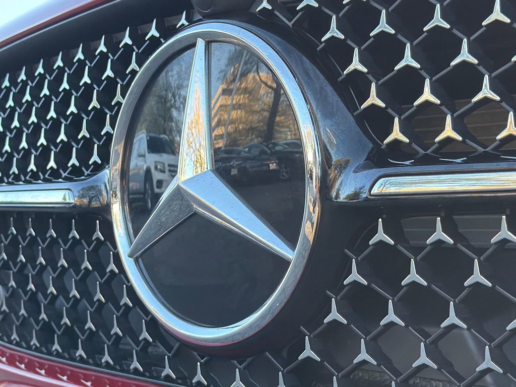 Used 2025 Mercedes-Benz CLA 250 4MATIC image 12