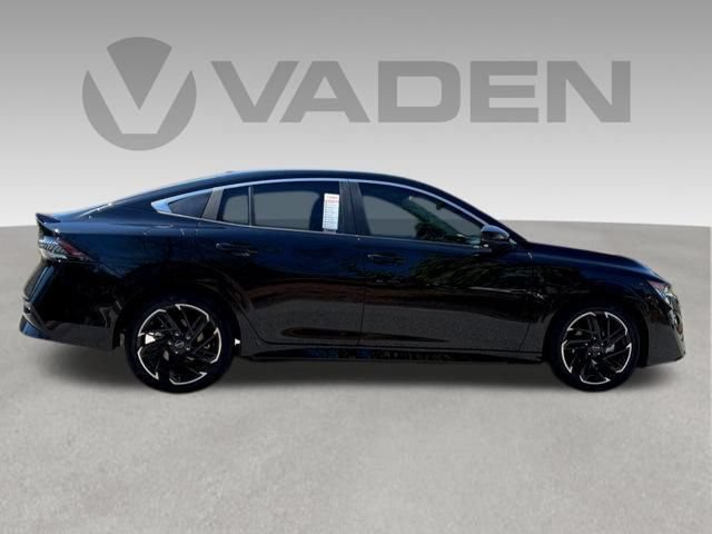 New 2026 Nissan Sentra SR w/ SR All Weather Package FWD image 23