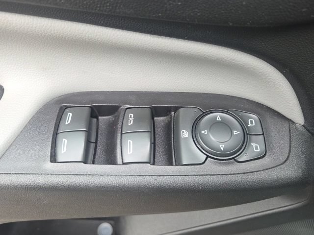 Used 2018 Chevrolet Equinox LS FWD image 21