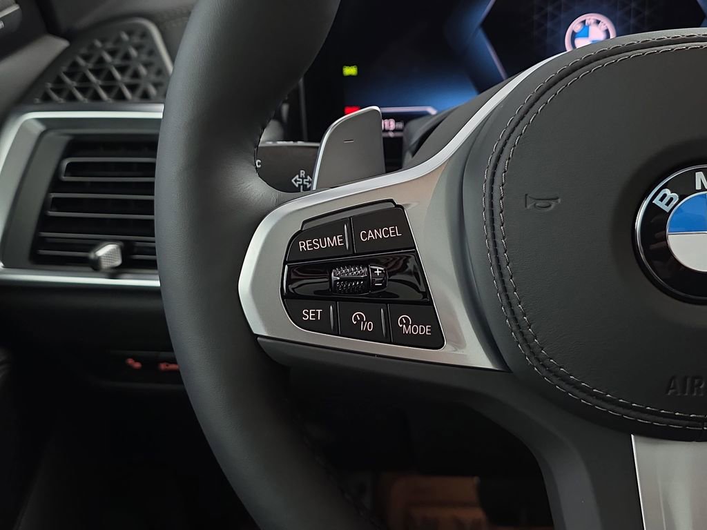 New 2026 BMW X5 xDrive40i w/ M Sport Package image 17