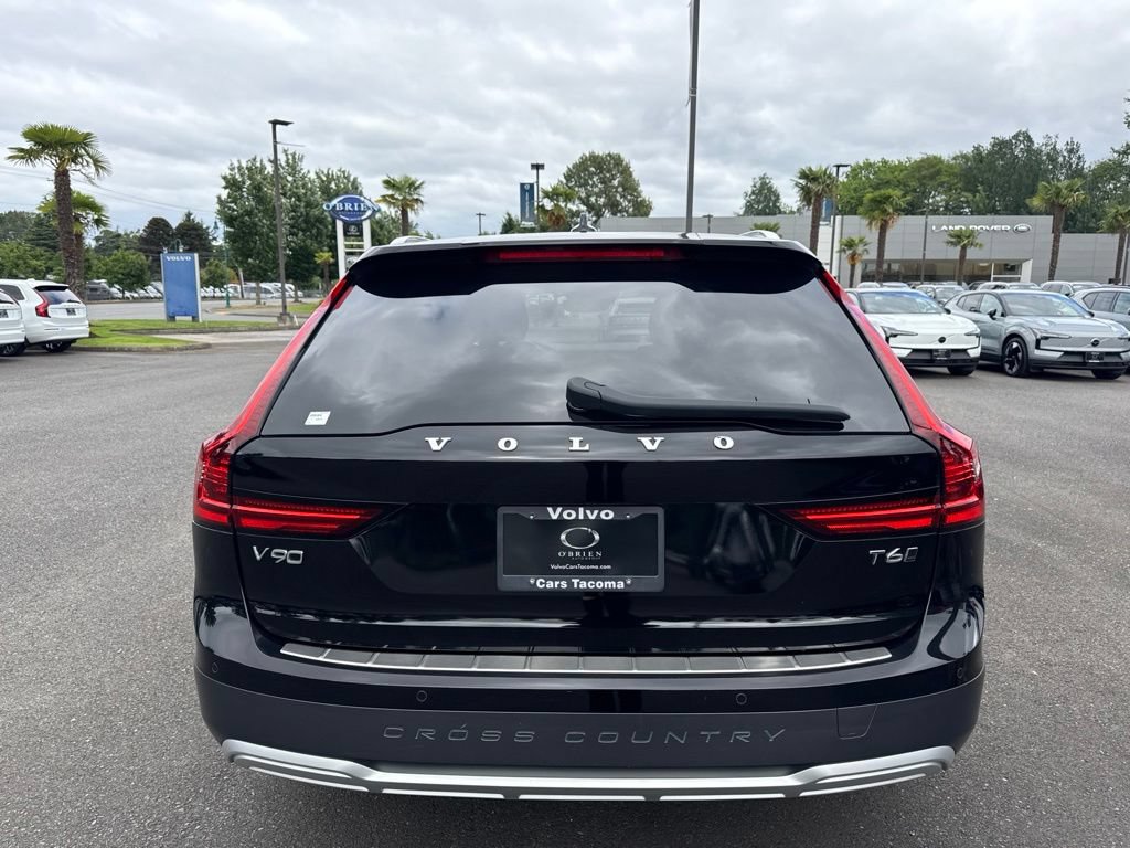 Used 2021 Volvo V90 T6 Cross Country w/ Protection Package Premier AWD/4WD image 6