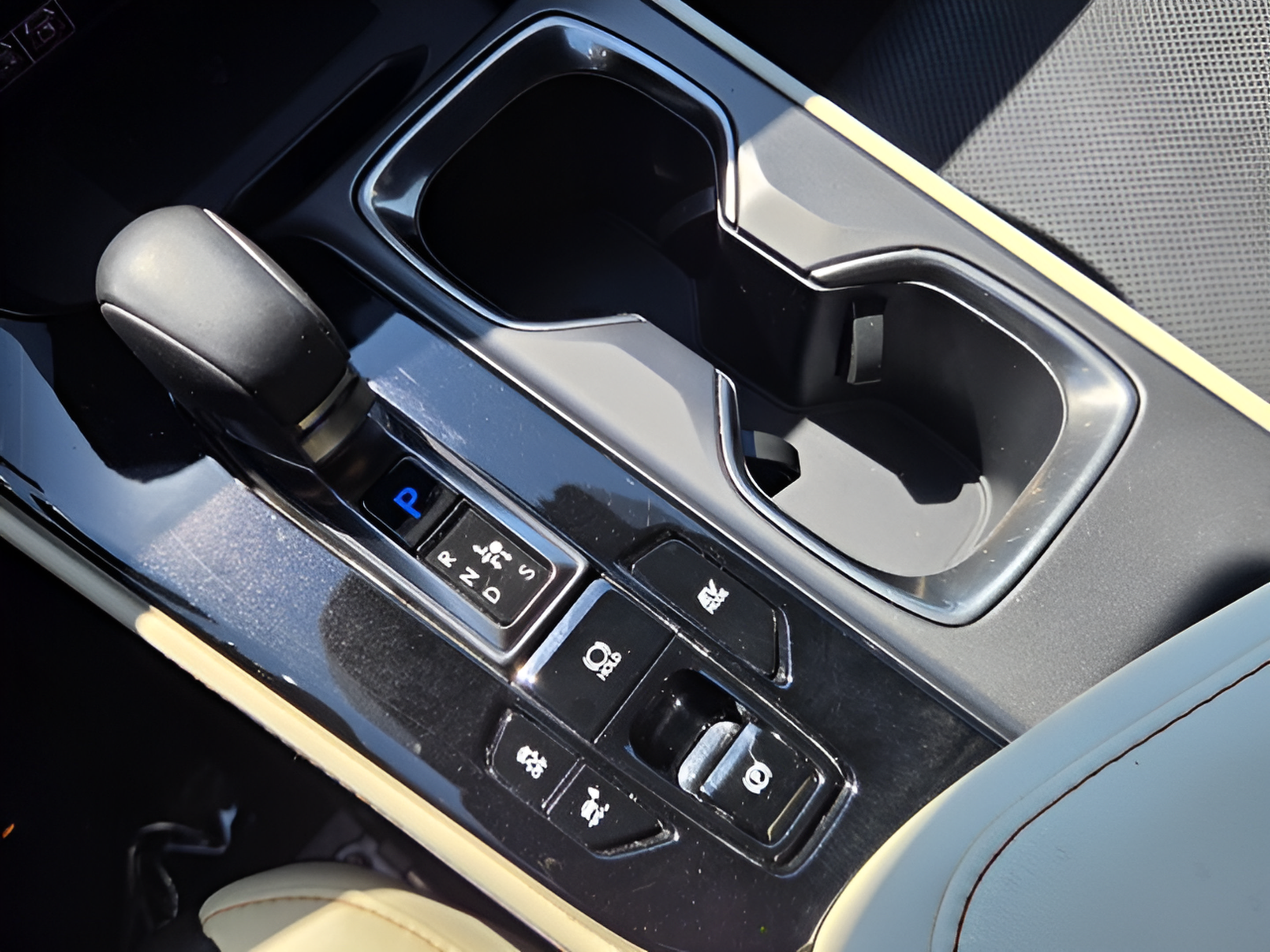 Certified 2024 Lexus NX 350h AWD image 23