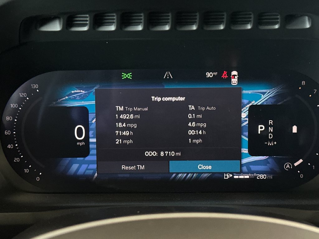 Certified 2026 Volvo XC90 B6 Plus AWD/4WD image 28