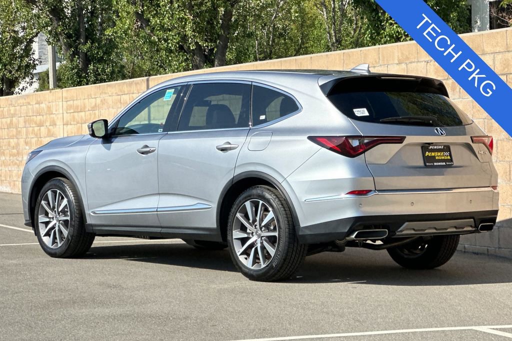 Used 2025 Acura MDX FWD w/ Technology Package image 6
