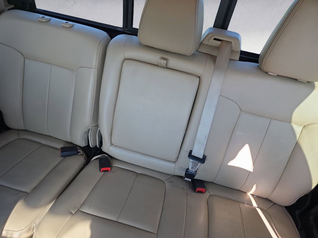 Used 2012 Ford F350 Lariat w/ Lariat Ultimate Pkg AWD/4WD image 13