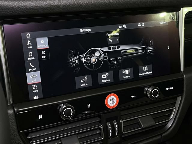 New 2026 Porsche Macan AWD/4WD image 31