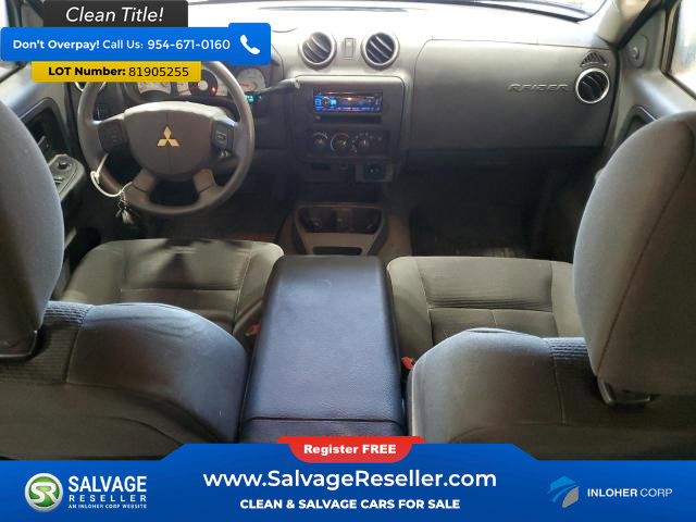 Used 2006 Mitsubishi Raider LS image 11