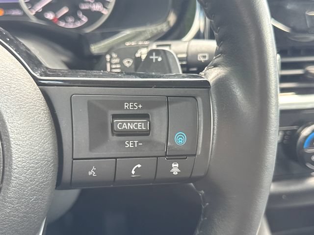 Used 2022 Nissan Pathfinder SL w/ Lighting Package (N92) AWD/4WD image 31