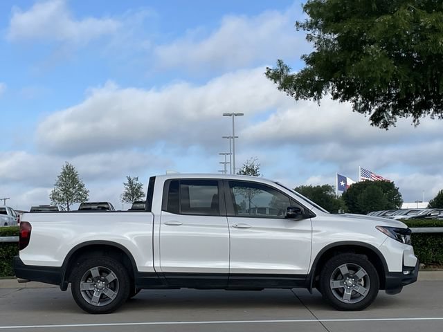 Certified 2024 Honda Ridgeline TrailSport image 3