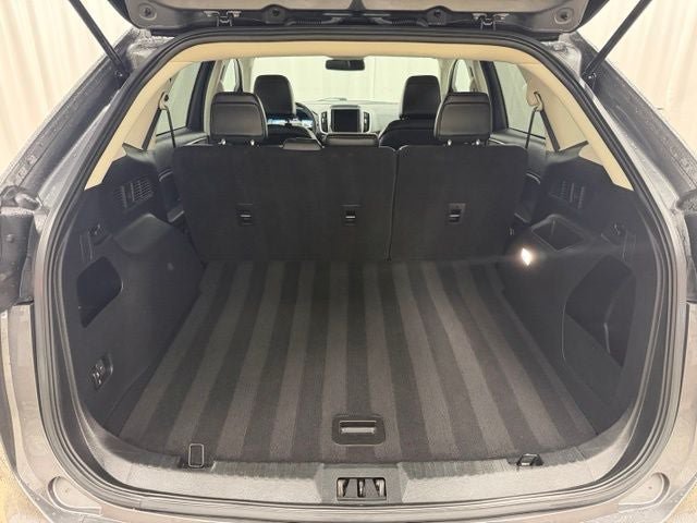 Used 2023 Ford Edge SEL AWD/4WD image 22