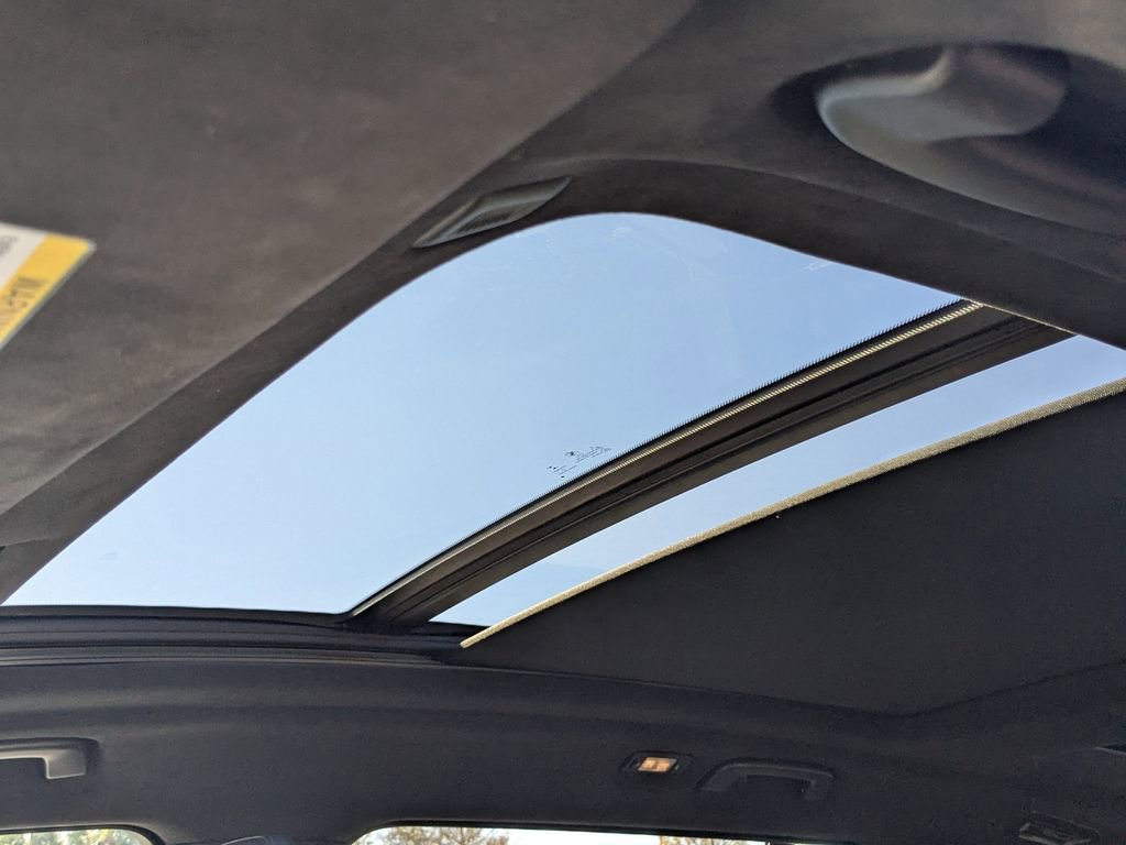 Used 2023 BMW X7 xDrive40i w/ M Sport Package image 8