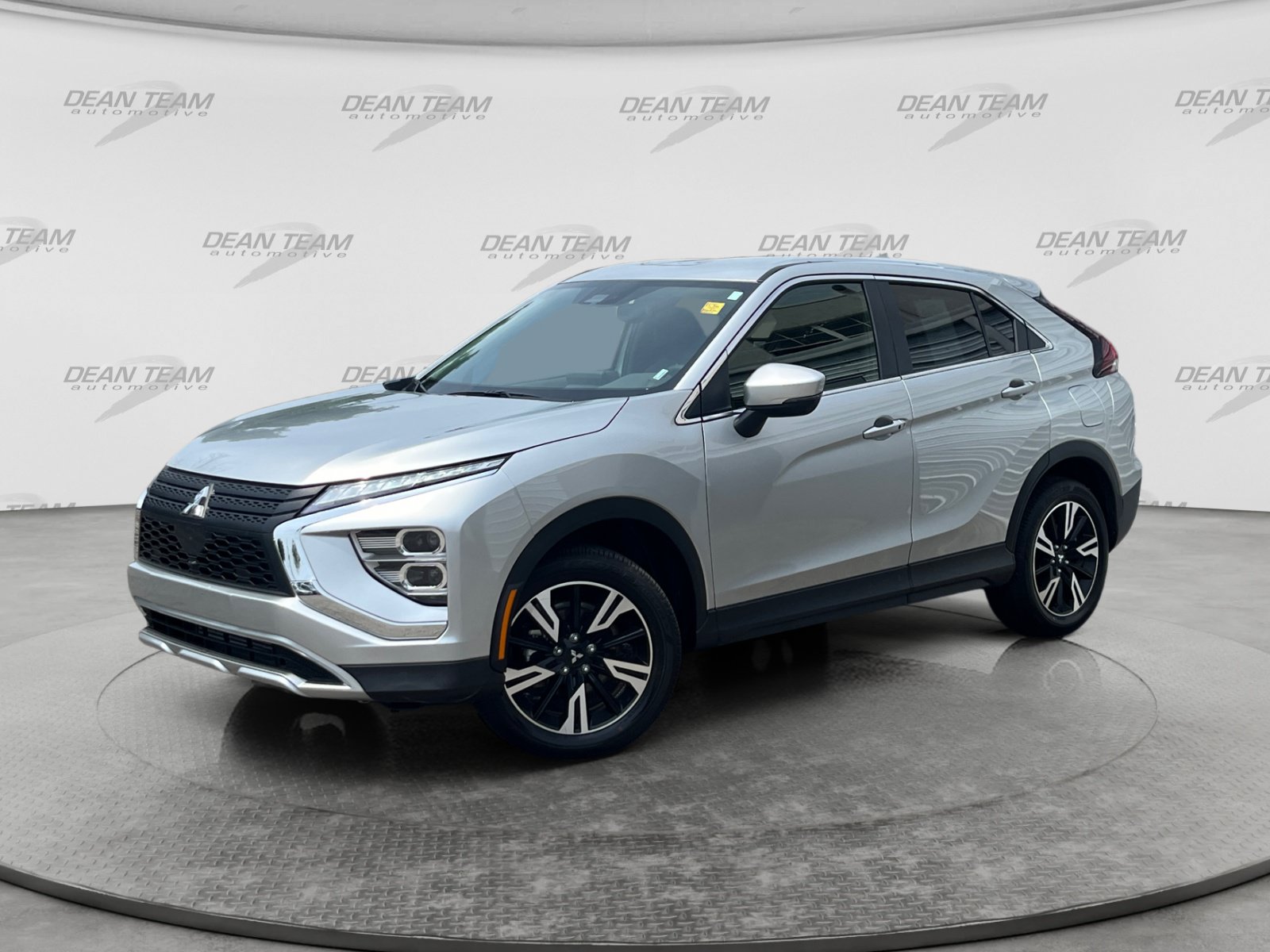 Used 2026 Mitsubishi Eclipse Cross SE AWD/4WD image 3