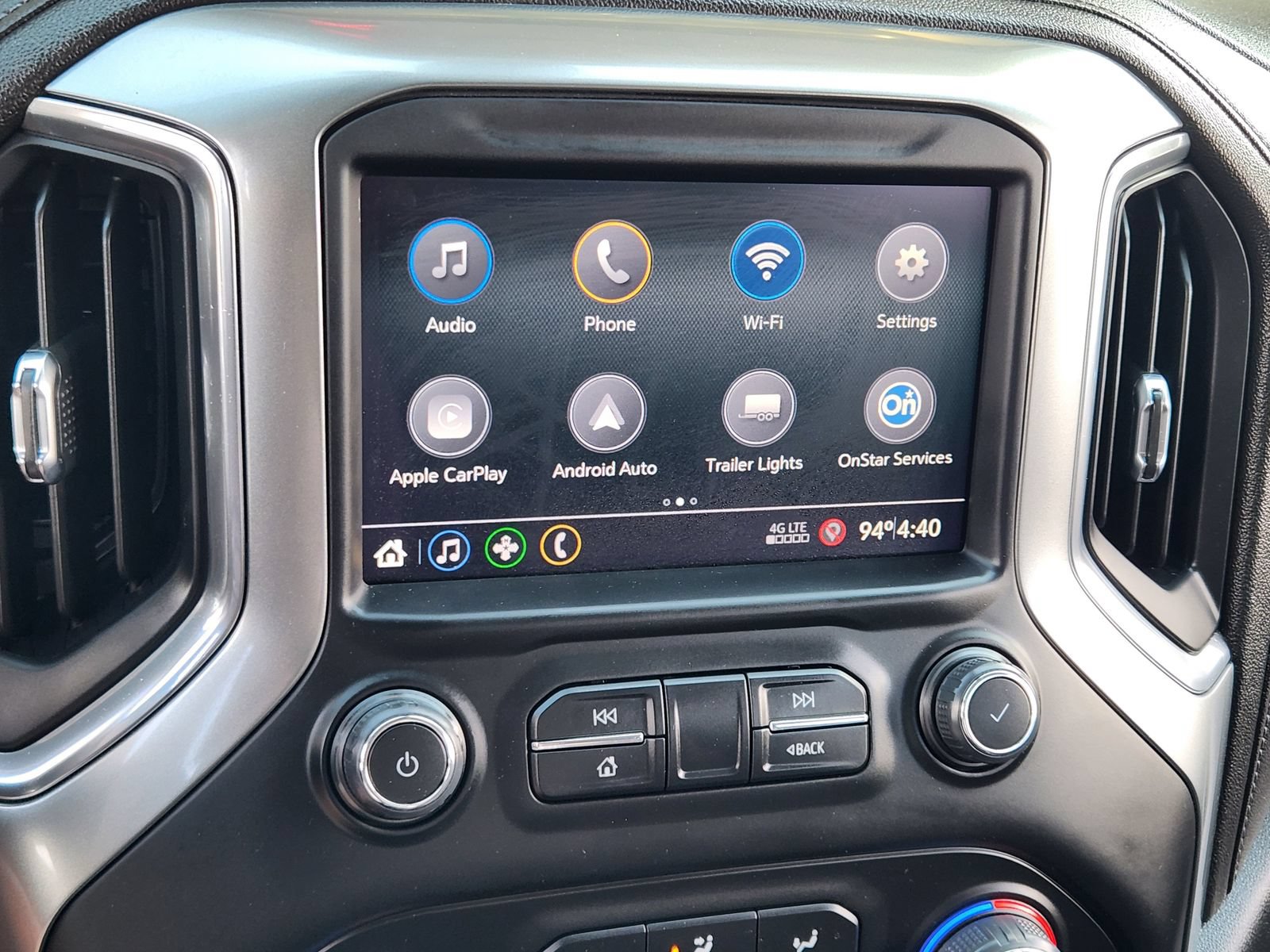 Used 2022 Chevrolet Silverado 1500 RST w/ Safety Package AWD/4WD image 18