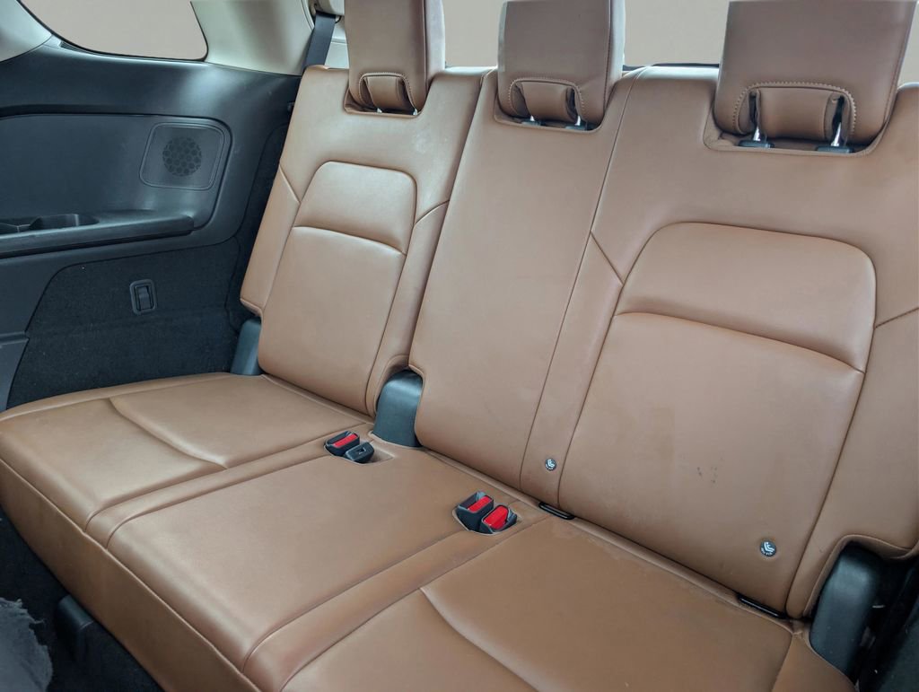 Used 2023 Nissan Pathfinder Platinum w/ Cargo Package image 14