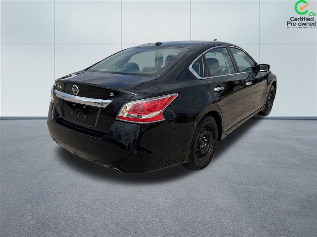 Used 2015 Nissan Altima 2.5 S w/ Power Driver Seat Package image 6