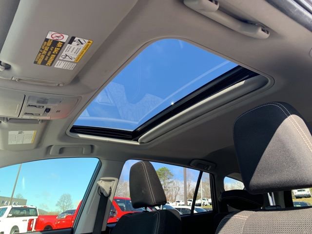 Used 2017 Toyota RAV4 XLE image 37