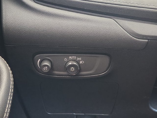 Used 2024 Buick Encore GX Sport Touring FWD image 23