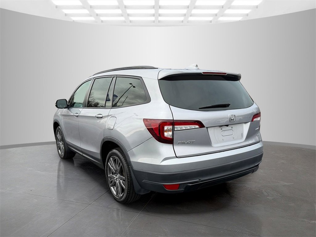 Used 2022 Honda Pilot Sport image 4