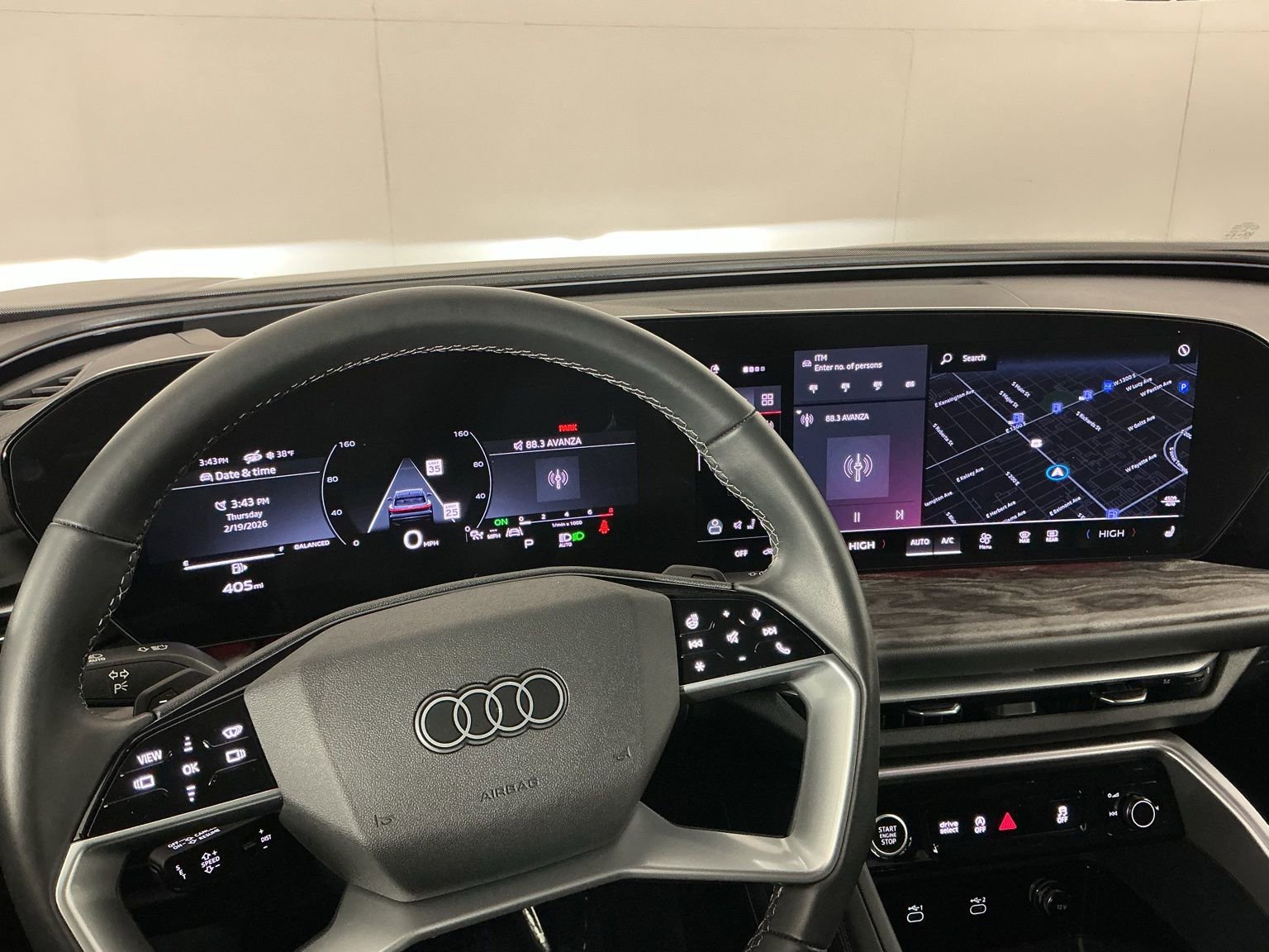Used 2025 Audi Q5 Premium Plus w/ Premium Plus image 12
