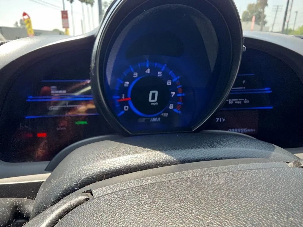 Used 2013 Honda CR-Z EX image 38