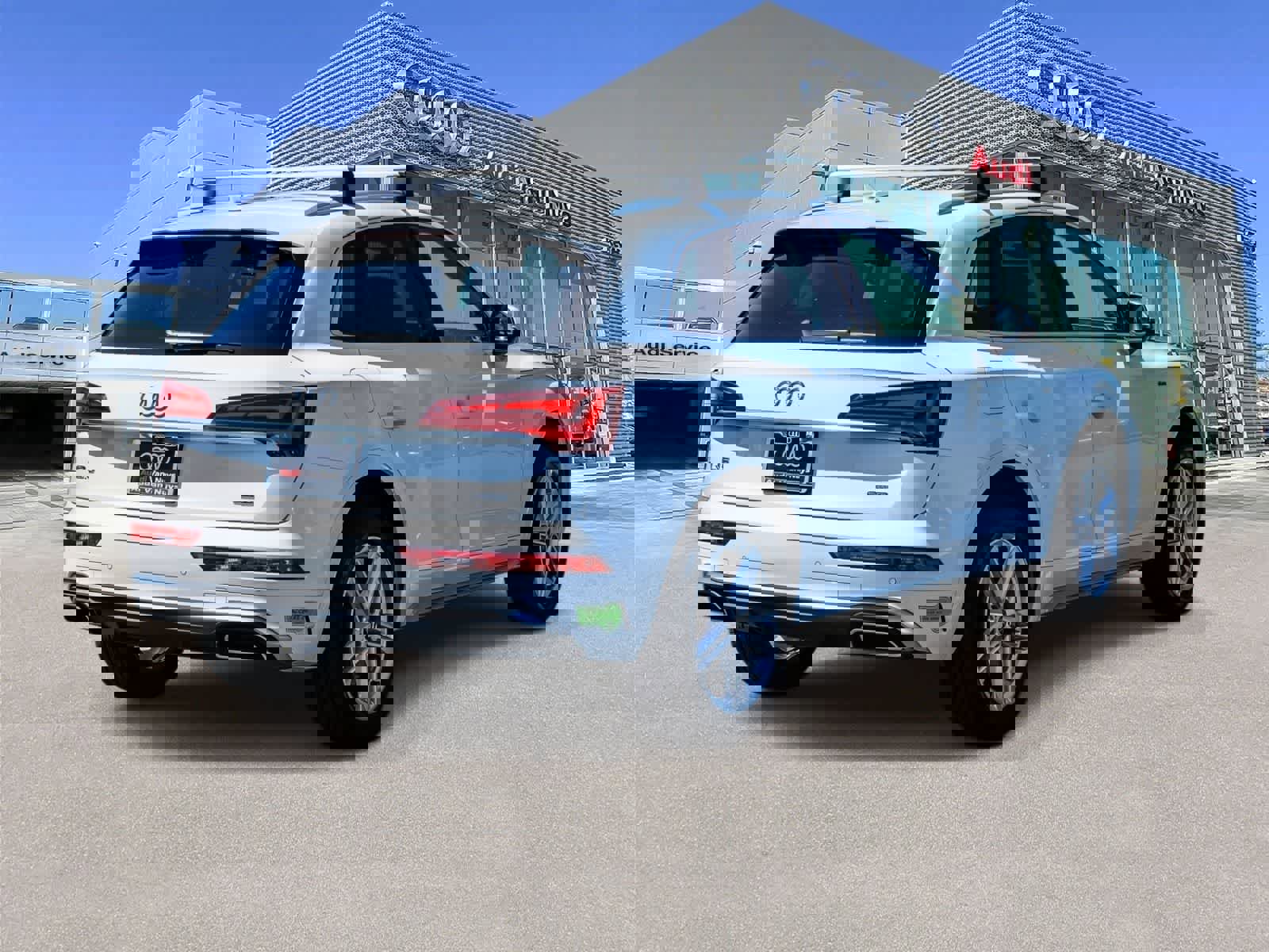 Used 2023 Audi Q5 e Premium image 4