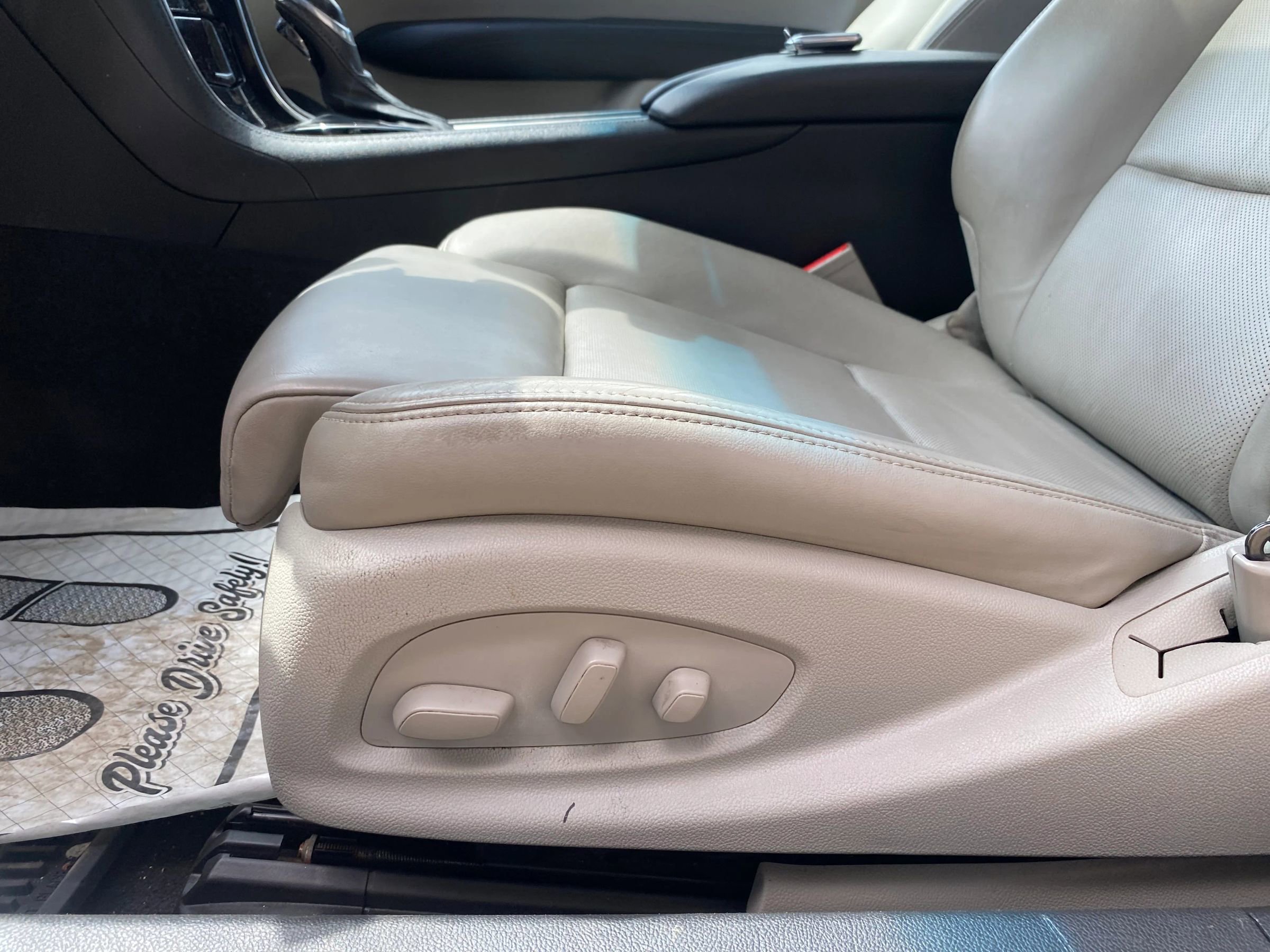 Used 2015 Cadillac ATS Luxury image 22