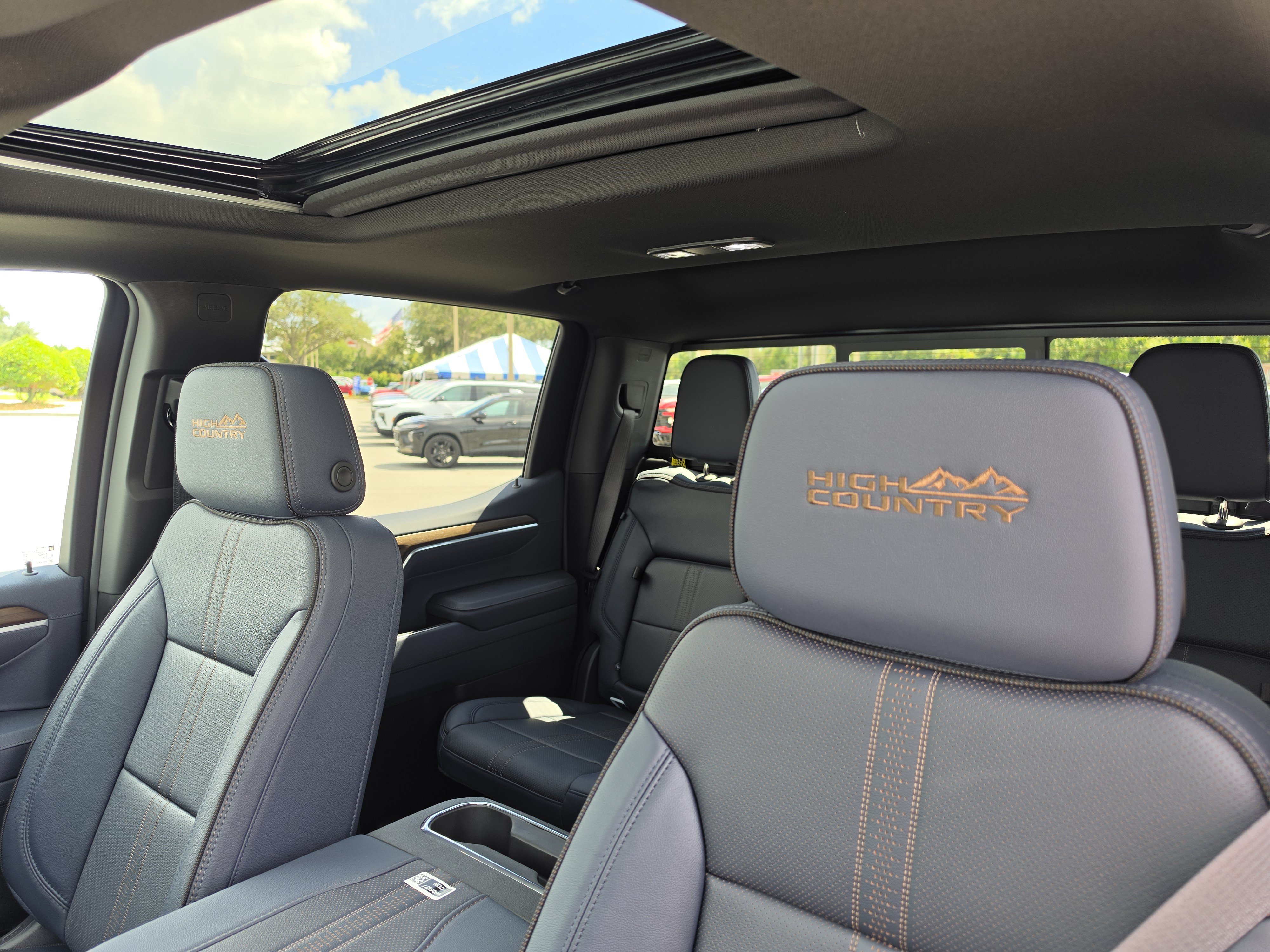 New 2026 Chevrolet Silverado 1500 High Country w/ Technology Package AWD/4WD image 27