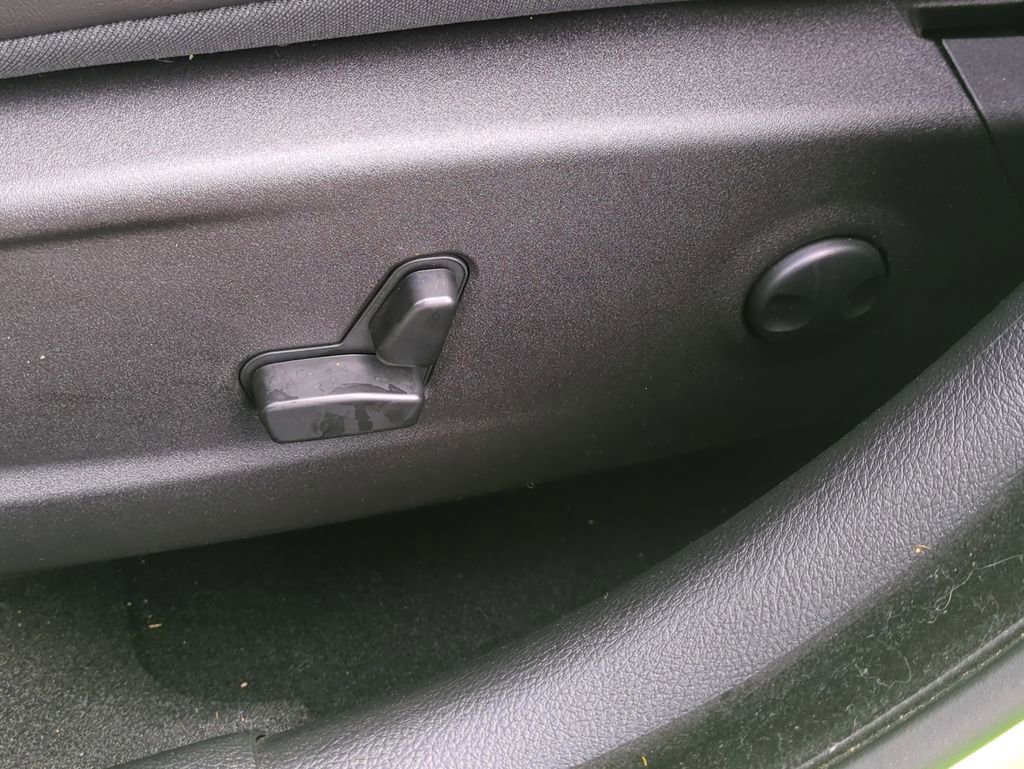 Used 2023 Dodge Charger R/T w/ Plus Group image 20