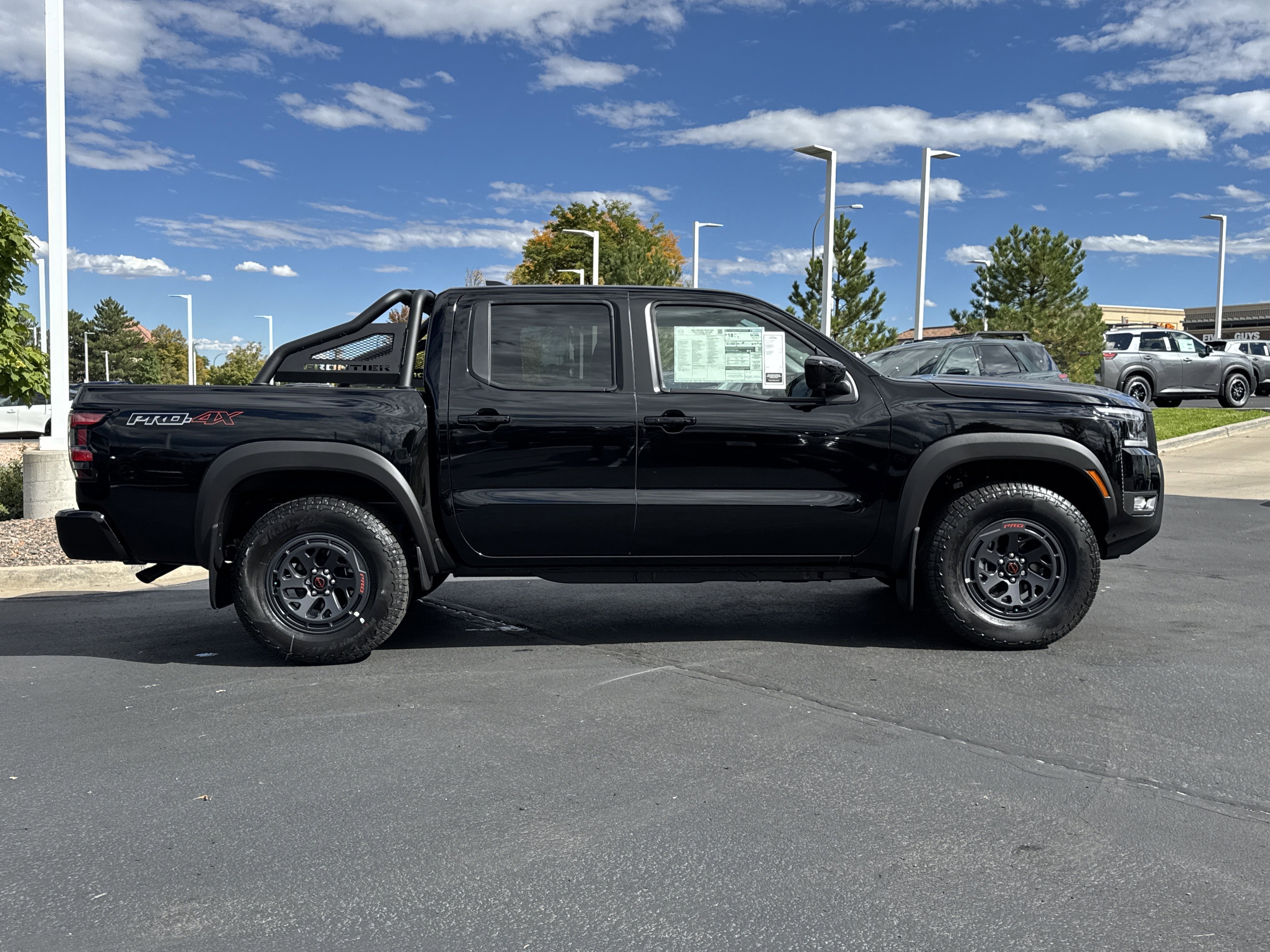 New 2025 Nissan Frontier PRO-4X w/ Pro Premium Package image 2