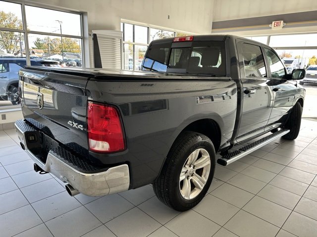 Used 2017 RAM 1500 Classic SLT w/ SLT Plus D￩cor Group image 4