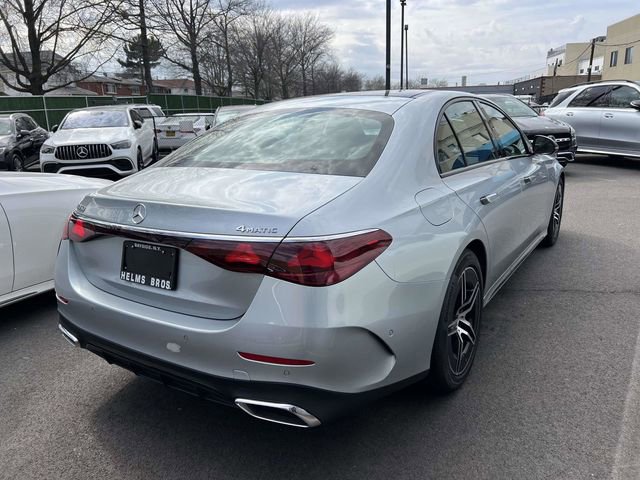New 2026 Mercedes-Benz E 350 4MATIC Sedan image 4